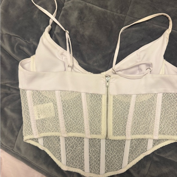 White Corset from White Fox - Picture 3 of 3